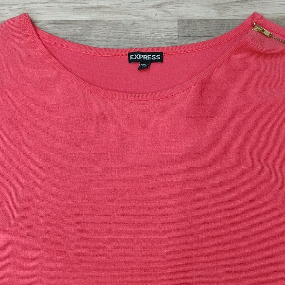 Express Sweater - Picture 3 of 8